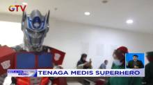 Hibur Pasien, Tim Medis Berkeliling Rumah Sakit Gunakan Kostum Superhero