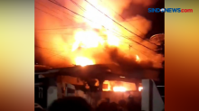 Gudang Aksesoris Handphone di Gambir Terbakar