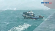 Kapal TNI AL Selamatkan 5 ABK KM Biliton di Perairan Pulau Bangka