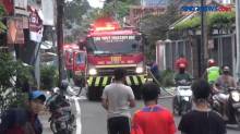 Rumah Kos Mewah di Pedurenan Jakarta Selatan Terbakar