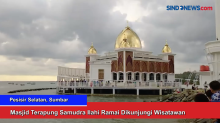 Masjid Terapung Samudra Ilahi di Pesisir Selatan Ramai Dikunjungi Wisatawan