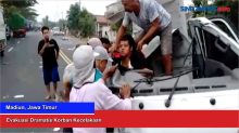 Evakuasi Dramatis Korban Kecelakaan di Madiun