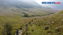 Berpetualang Dengan Sepeda Menikmati Indahnya Pemandangan Gunung Bromo