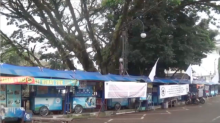 Pendemi Berkepanjangan, PKL di Bandung Kibarkan Bendera Putih