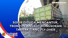 Sopir Diduga Mengantuk, Tronton Angkut Rongsokan Tabrak Tiang Fly Over Cibubur