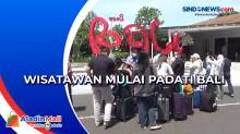 Jelang Libur Nataru, Wisatawan Mulai Berdatangan di Bandara Ngurah Rai