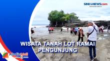 Wisatawan Padati Tanah Lot di Bali pada Libur Nataru
