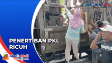 Dilarang Berjualan, Penertiban PKL di Kawasan Wisata Pantai Padang Ricuh