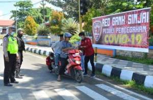 Aksi Nyata Suporter PSM Makassar Perangi Pandemi Corona