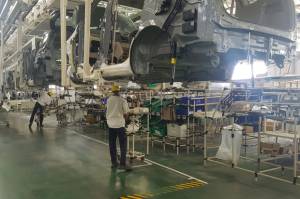 Virus Corona Masih Merajalela, Suzuki Perpanjang Penghentian Pabrik