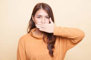 Tips Hindari Bau Mulut Selama Puasa