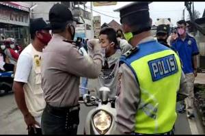 Serang Petugas PSBB di Bogor, Pengendara Motor Diringkus