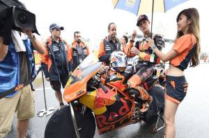 Pol Espargaro Bisa Ganggu Keharmonisan Marquez dengan Tim Repsol Honda