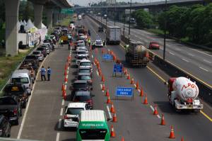 Tak Ada SIKM, 29.280 Kendaraan Menuju Jakarta Diputar Balik