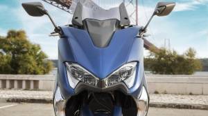 Beli Teknologi Double Wishbone, Yamaha Siapkan TMax Roda 3?