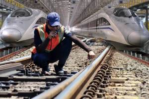 Pemerintah Pastikan 2 Proyek Kereta Cepat Berjalan Sesuai Rencana