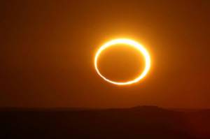 Mengupas Mitos hingga Takhayul Dibalik Peristiwa Gerhana Matahari
