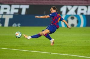Cetak Gol bagi Barcelona, Rakitic Malah Merasa Frustrasi