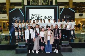 Jakarta Fashion Week Audisi Model secara Semi-Virtual