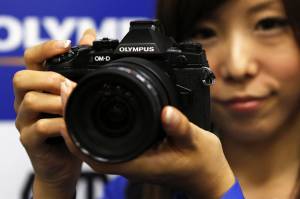 Takluk dengan Serangan Smartphone, Olympus Tutup Bisnis Kamera