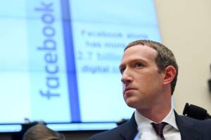Kepercayaan Publik Anjlok, Bisakah Facebook Bertahan?