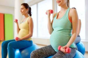 Wanita Hamil yang Berolahraga Menghasilkan ASI yang Lebih Sehat