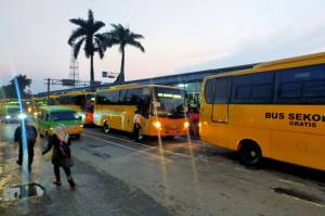Bus Bantuan di Bogor Diminati Masyarakat