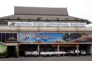 Bingungnya Warga Bandung: ke Bandara Husain cuma Satu Maskapai, ke Kertajati Lama