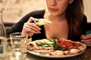 Waktu Terburuk Makan Siang ketika Anda Mencoba Turunkan Berat Badan