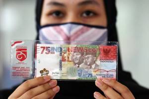 Cerita-Cerita Pemburu Uang Baru Bank Indonesia