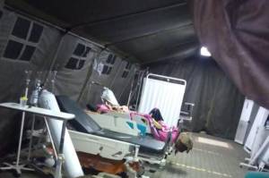 Ruang Perawatan Penuh, Pasien Suspect COVID-19 RSU Tangsel Meninggal Dalam Tenda Darurat