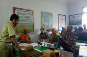 Pelatihan Literasi dan Edukasi Keuangan Ajarkan SDM Pertanian Paham Manajemen