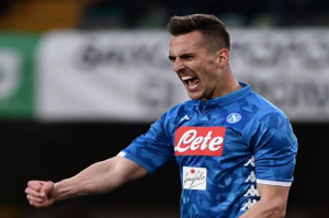Tottenham dan Everton Rebutan Pemain Cadangan Napoli