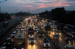 Empat Hari Liburan, 655 Ribu Kendaraan Tinggalkan Jakarta