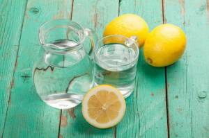 Selain Bantu Detoksifikasi, Ini Manfaat Lain Mengonsumsi Air Lemon