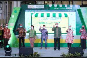 Program Hunt × #TerusUsaha Bantu Digitalisasi Ratusan UMKM di Makassar