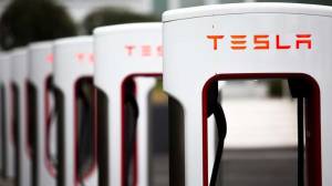 Tesla Siap Produksi Charger Mobil Listrik  di China Tahun Depan