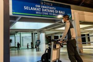 Terbang ke Bali Wajib Tes PCR, PHRI Sebut 133 Ribu Turis Batalkan Liburan