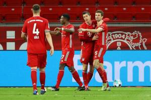 Dramatis, Lewandowski Bikin Leverkusen Gigit Jari