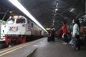 Wow! Hampir 80.000 Orang Tinggalkan Jakarta via Kereta