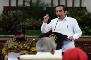 Jokowi ke Industri Keuangan: Jangan Cuma Melayani yang Kakap Saja!