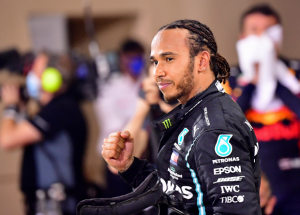 Tarik Ulur Kontrak, Hamilton Bisa Kehilangan Kursi di Mercedes