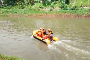 Satu Remaja Putri yang Tenggelam di Kali Cipegadungan Bekasi Ditemukan Tewas