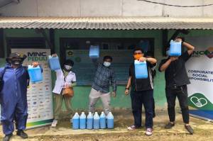 MNC Peduli dan MNC Land Berikan Cairan dan Penyemprotan Disinfektan untuk Warga Watesjaya Kabupaten Bogor