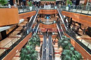 Cuti Bersama Cuma Dua Hari Bikin Mall Jakarta Semringah, Dampaknya ke Daerah