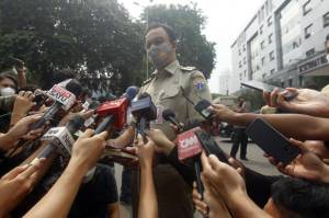 Kasus Covid-19 di Jakarta Menurun, Anies Minta Masyarakat Tak Lengah