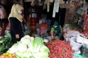 Harga Cabai Rawit Tembus Rp150 Ribu, Pedagang di Pasar Kramat Jati Alami Penurunan Omzet