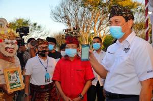 Pintu Masuk Wisman ke Bali Bakal Dibuka, Luhut Kejar Target Vaksin 2 Juta Orang
