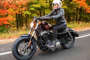 Lampu Depan Mendadak Mati, Harley Davidson Recall 31.000 Motor Sportster