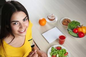 Sebelum Menjalani, Kenali Dulu Manfaat dan Efek Samping Diet Ketogenik